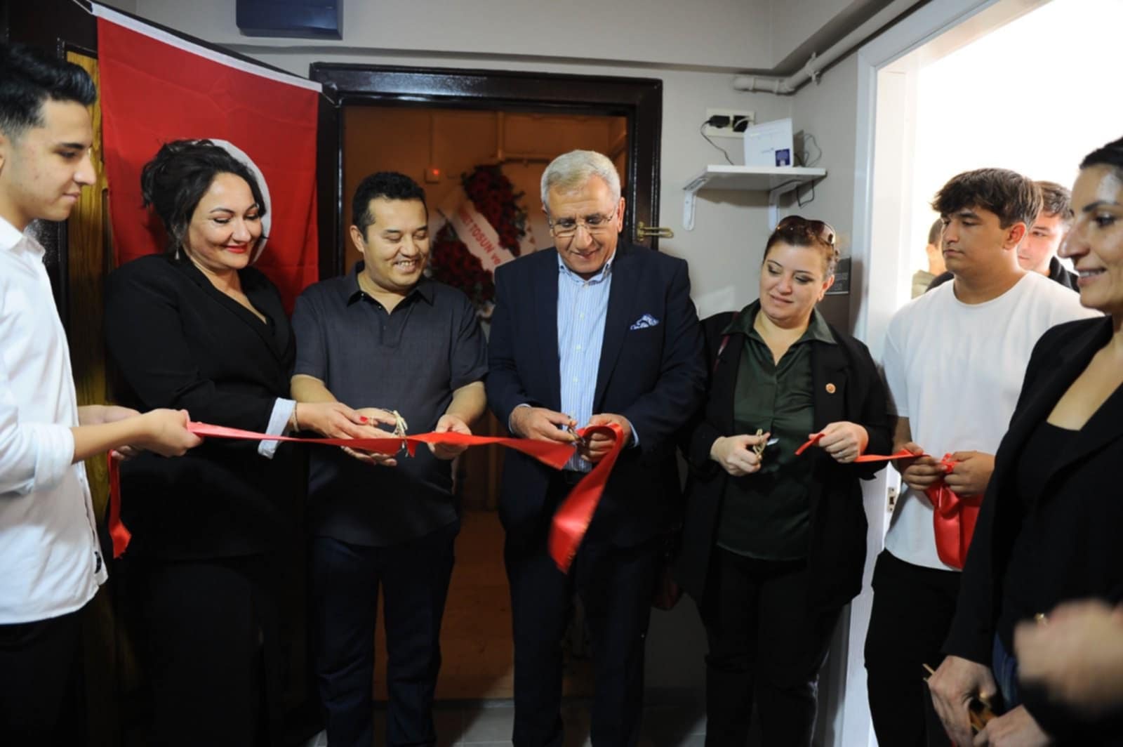 YALOVA’DA SAĞLIĞA YENİ BİR SOLUK: UZM. DR. ÖZLEM TOSUN KLİNİĞİ HİZMETE GİRDİ