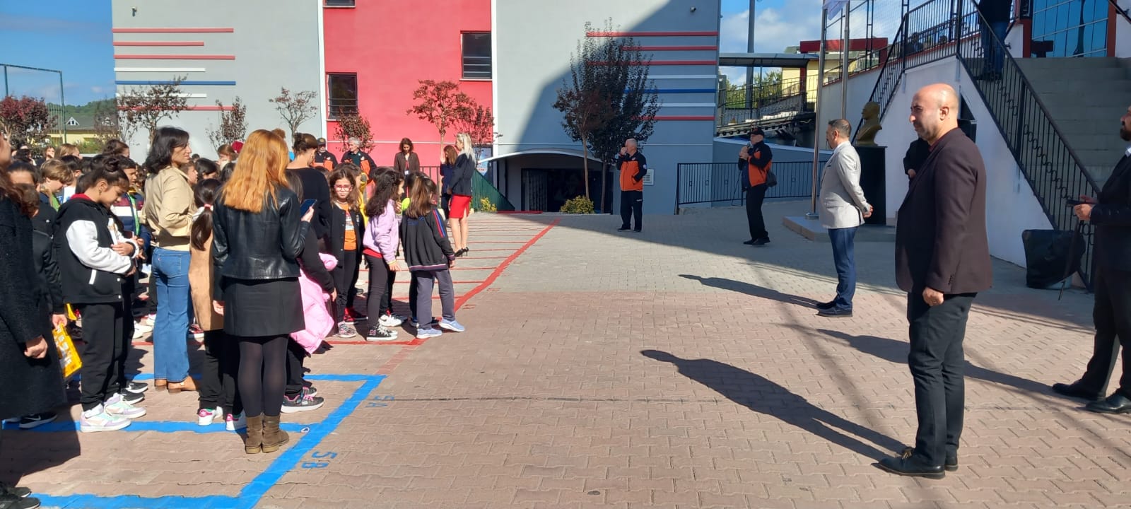 MAG-DER’DEN OKULDA DEPREM TATBİKATI