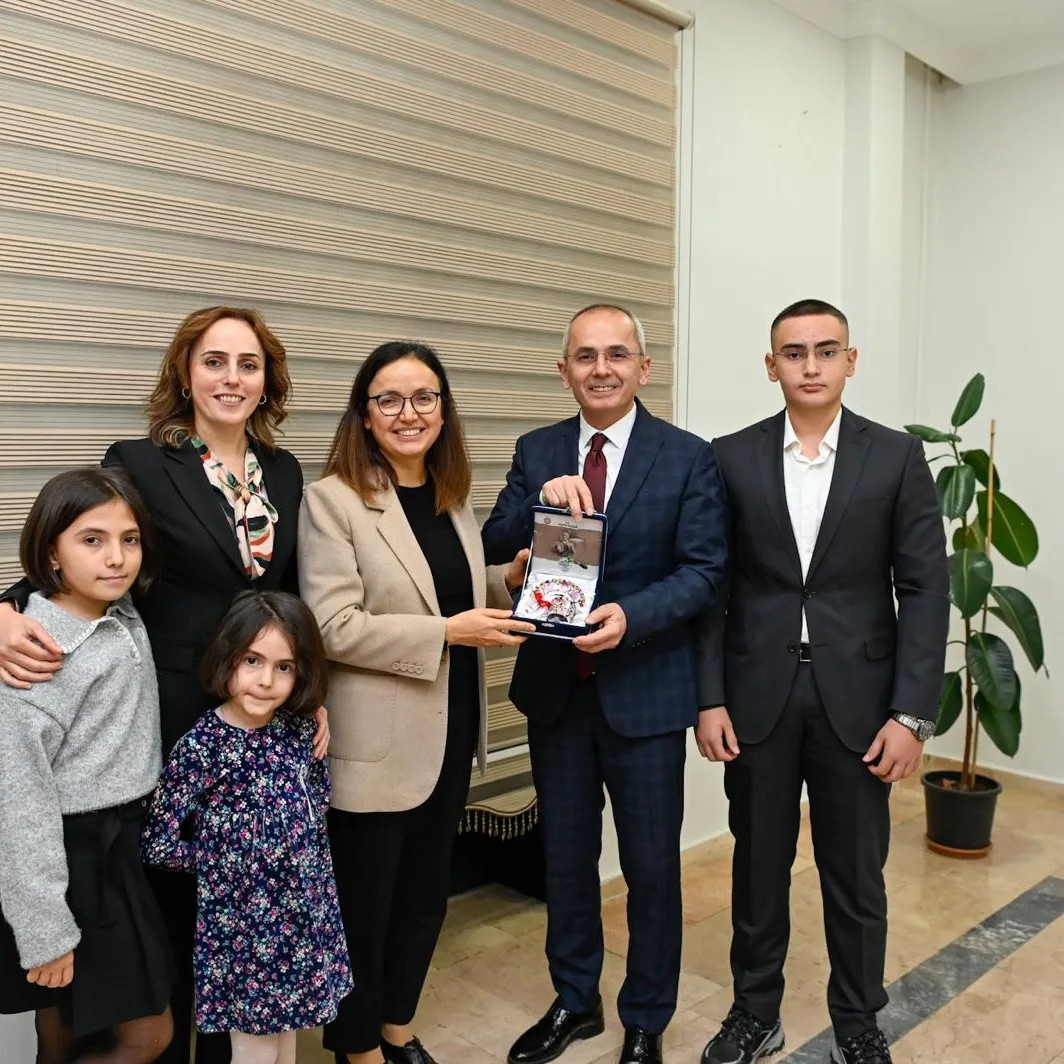 VALİ YARDIMCISI PİŞKİN’E VEDA YEMEĞİ