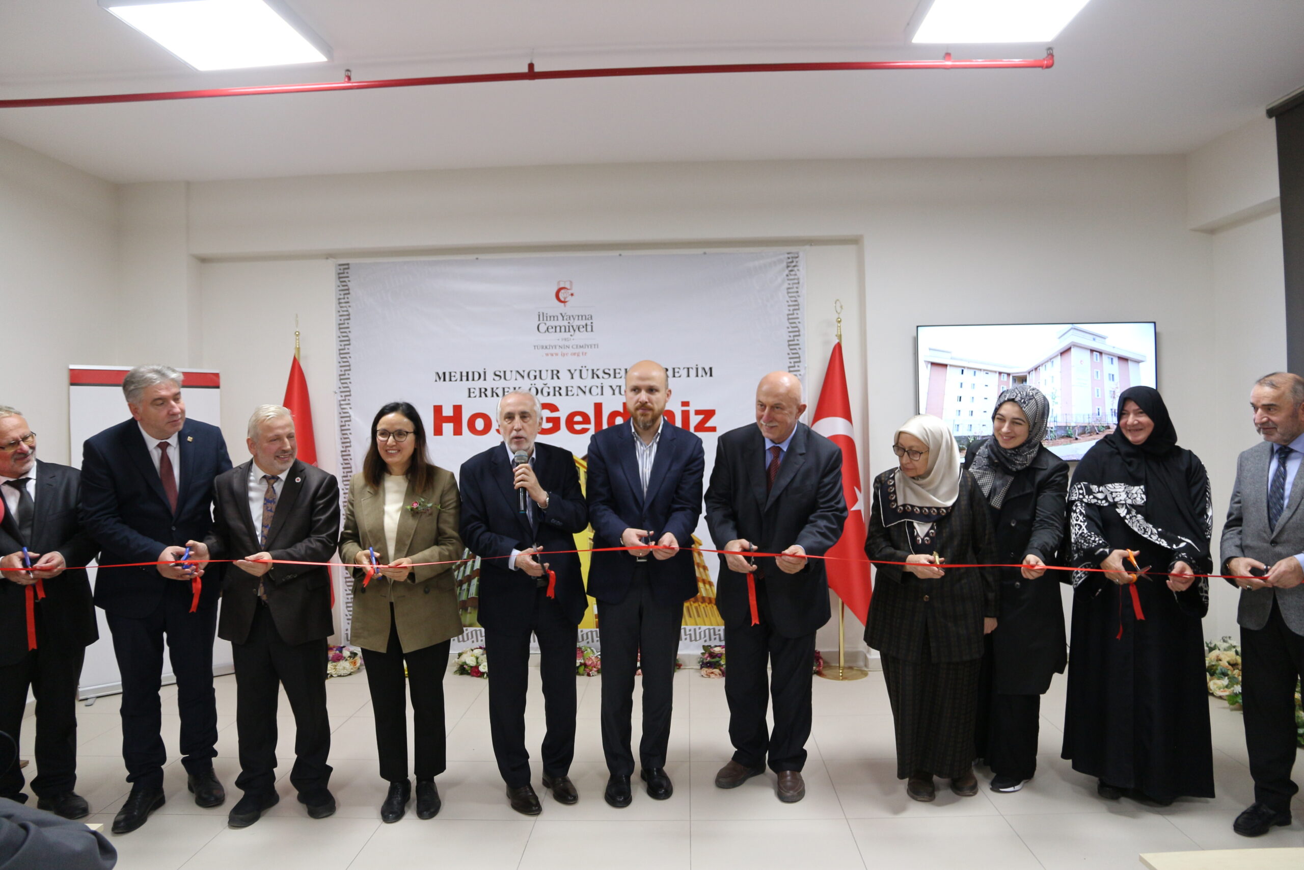 BİLAL ERDOĞAN’IN KATILIMIYLA İLİM YAYMA CEMİYETİ ‘ÖĞRENCİ YURDUNA’ RESMİ AÇILIŞ YAPTI