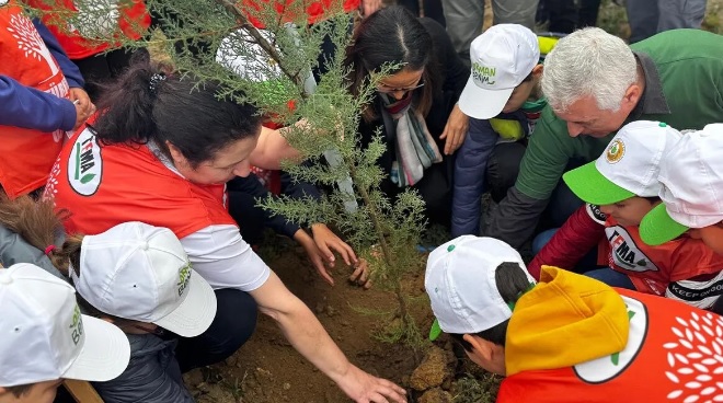 GELECEĞE NEFES İÇİN 3 BİN 200 FİDAN DİKİLDİ