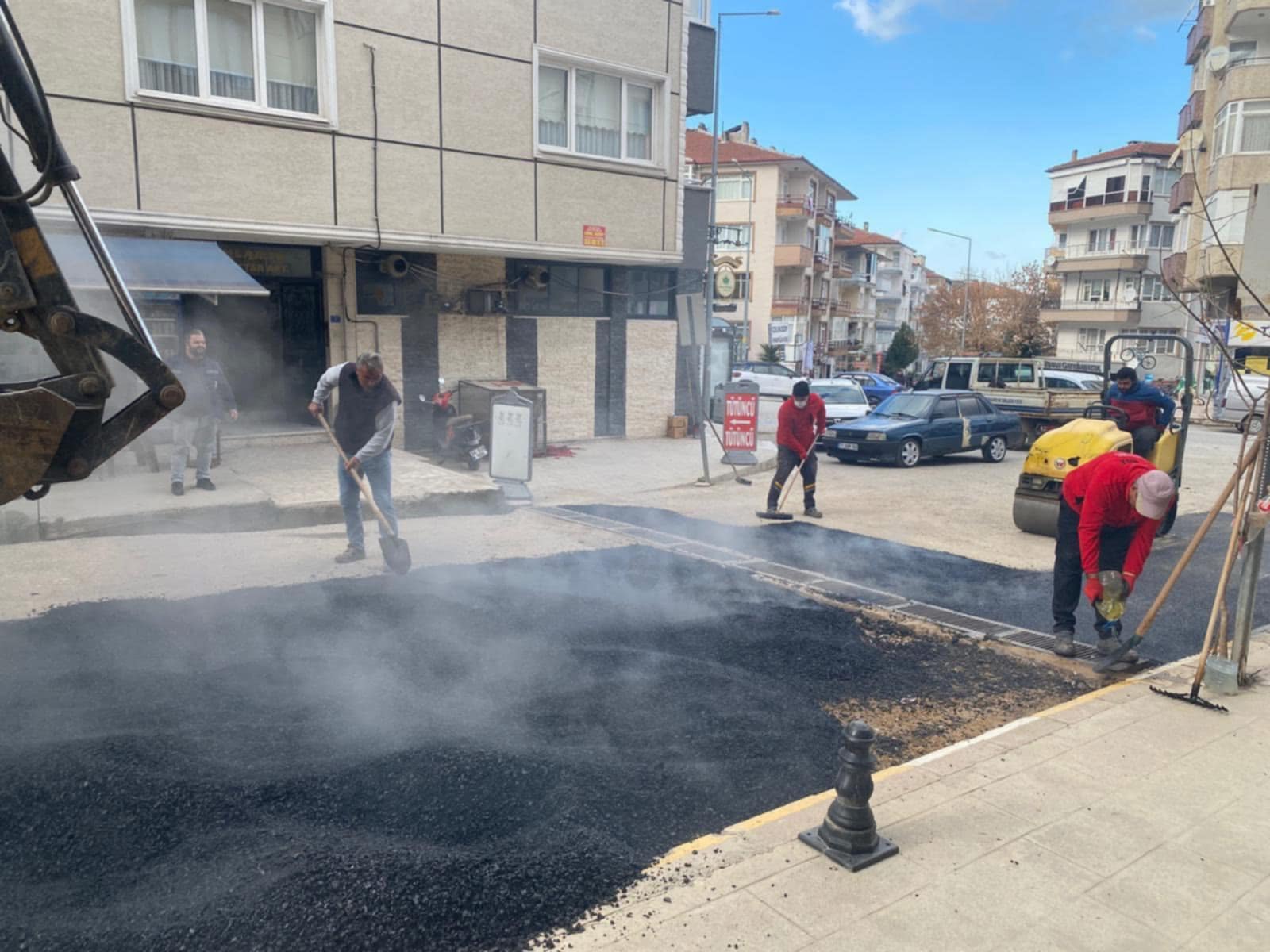 ÇINARCIK BELEDİYESİ DUR DURAK BİLMİYOR!