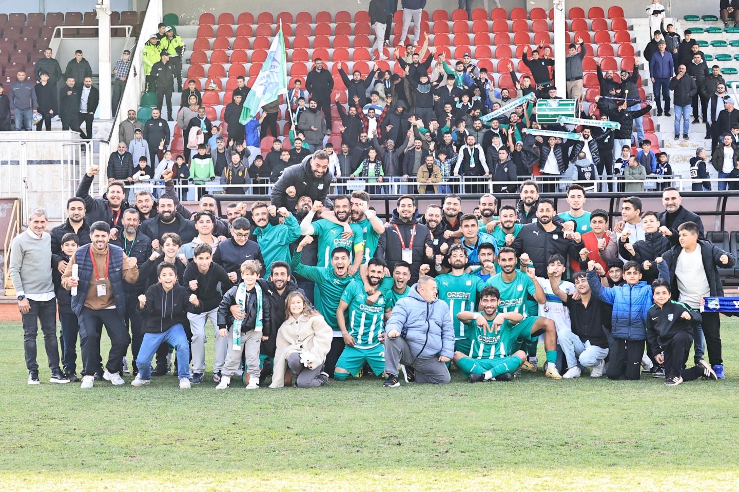 YEŞİL YALOVA FK, KARAMÜRSEL DEPLASMANINA GİDİYOR