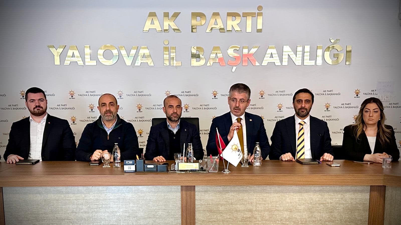 AK PARTİ’DE, KONGRE SÜRECİ DEĞERLENDİRİLDİ