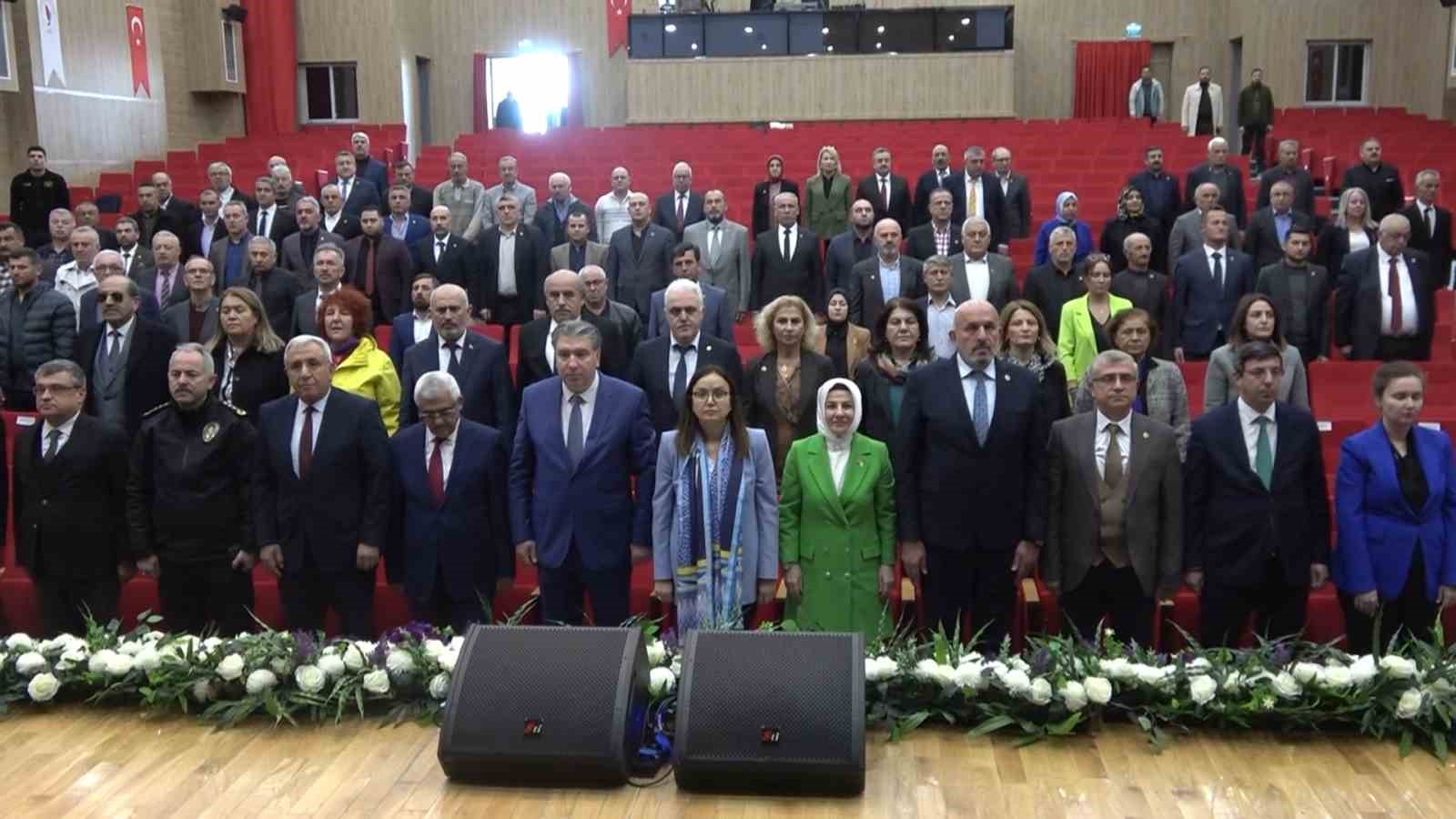 YALOVA MUHTAR AKADEMİSİ SERTİFİKA TÖRENİYLE TAMAMLANDI