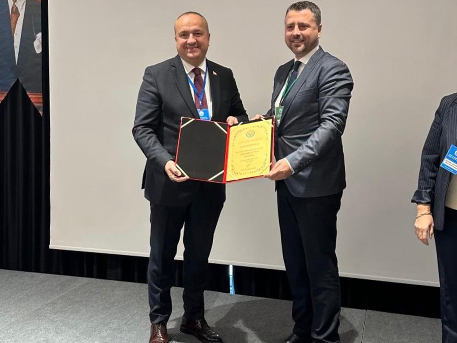 ÇINARCIK BELEDİYESİ ÇEVRECİ BELEDİYELER BİRLİĞİ’NE KATILDI