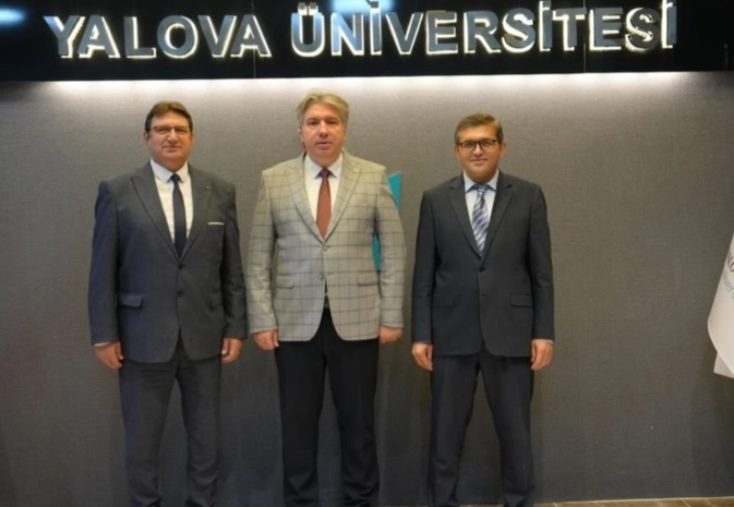 YAÜ GENEL SEKRETERİ HAYRİ KARACA GÖREVE BAŞLADI