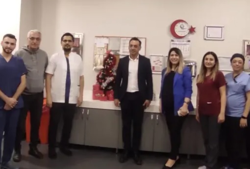 BAŞHEKİM ERGENÇ’TEN DAHİLİYE SERVİSİNE ZİYARET