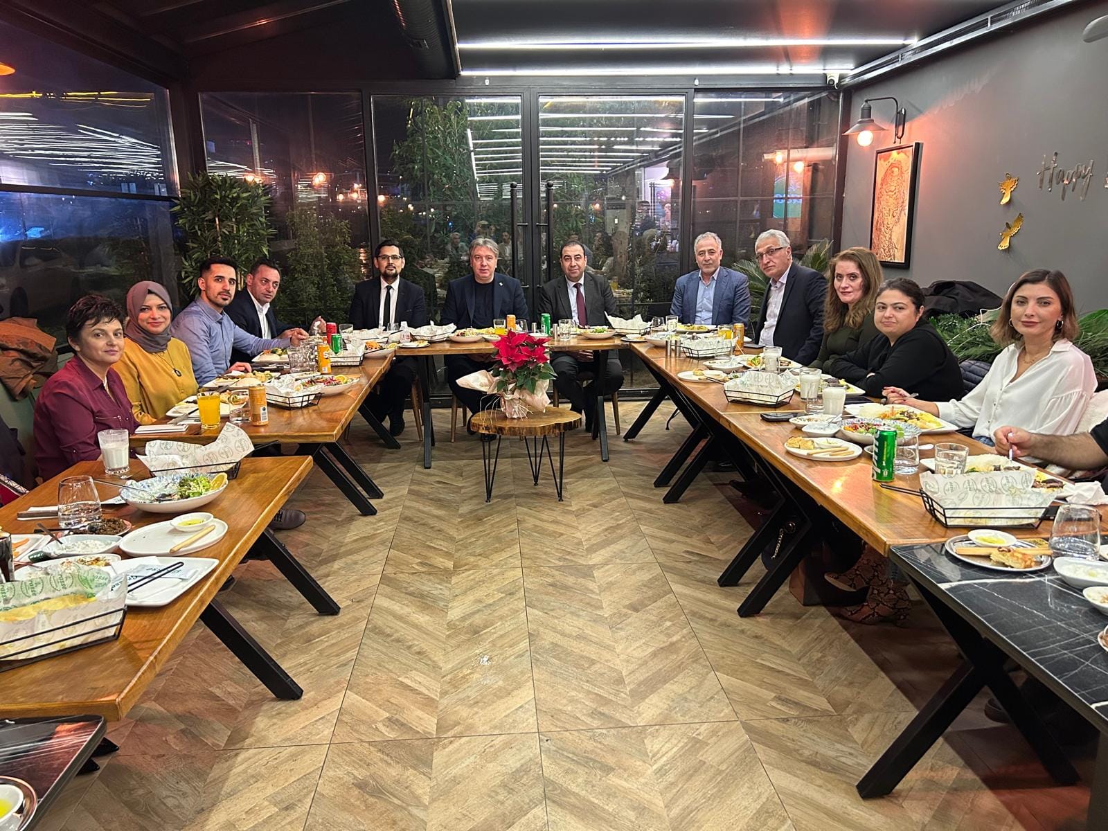 TIP FAKÜLTESİ DEKANI ARICA’YA VEDA YEMEĞİ