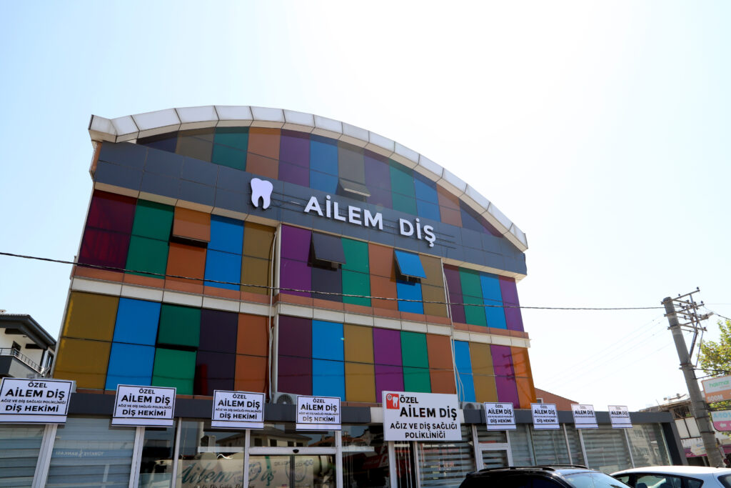 ”SAĞLIKLI GÜLÜŞLER İÇİN YANINIZDAYIZ”