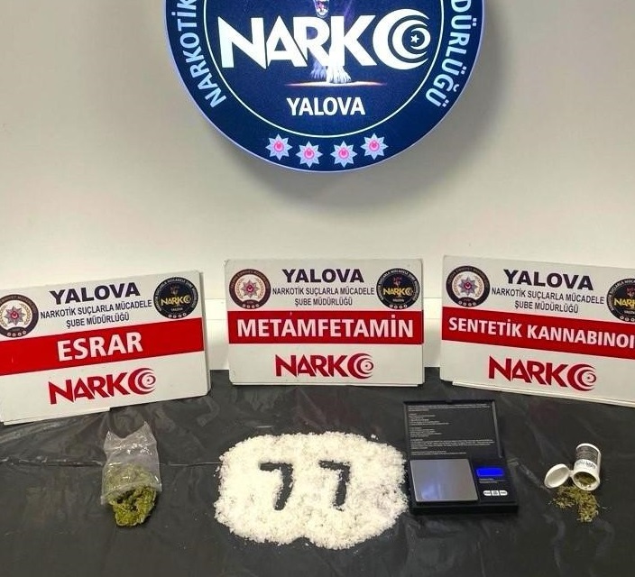 YALOVA’DA UYUŞTURUCU OPERASYONLARINDA 4 ZANLI TUTUKLANDI