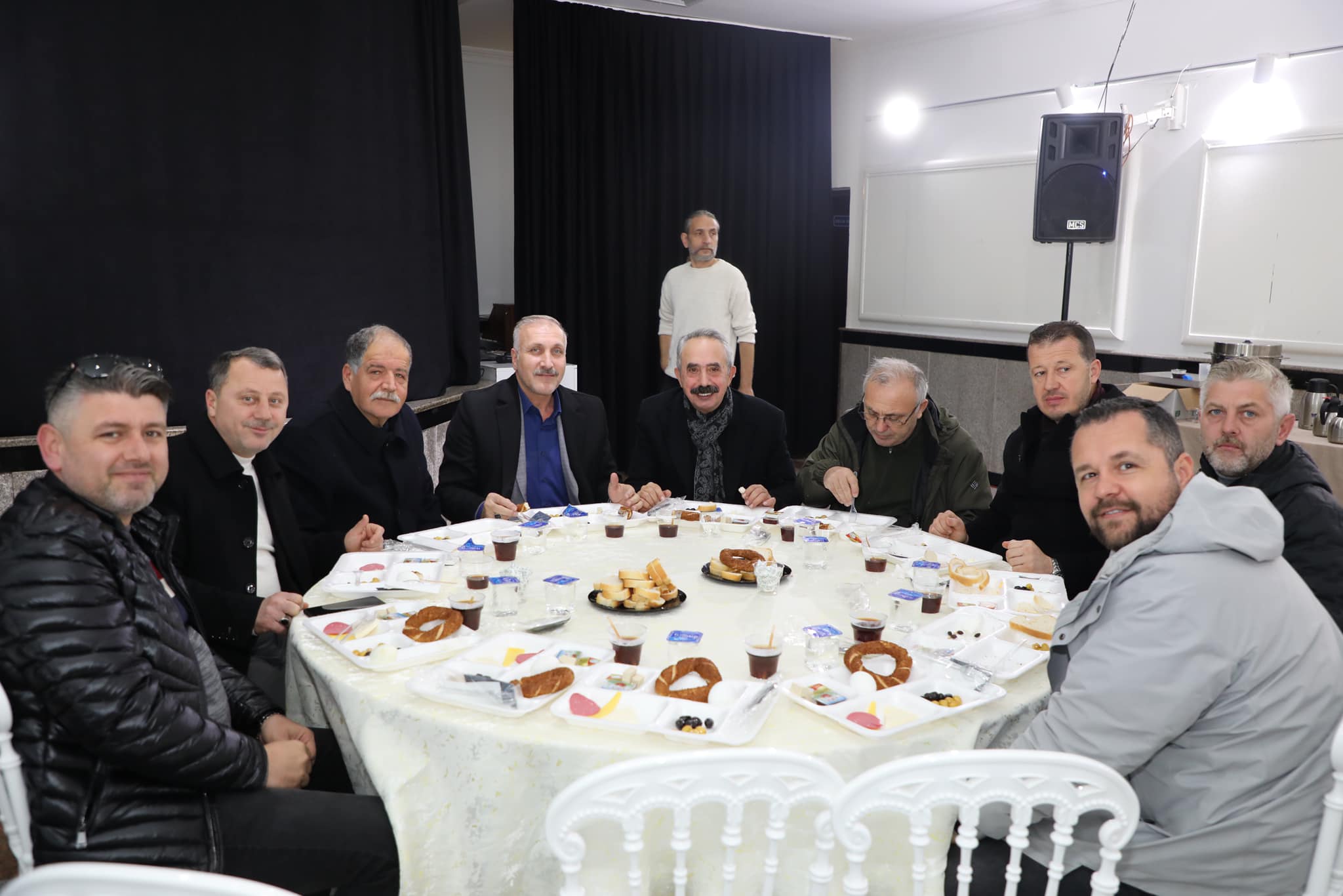 KARAMÜRSEL’DE KENT KAHVALTISI DÜZENLENDİ