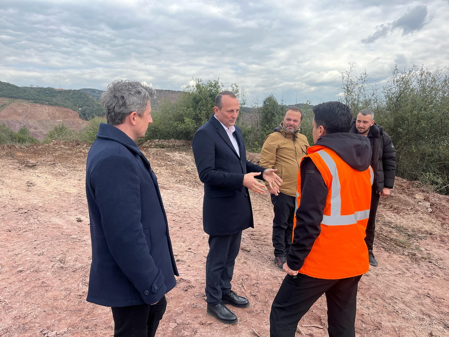 ÇİFTLİKKÖY’E YENİ HAYVAN BARINAĞI