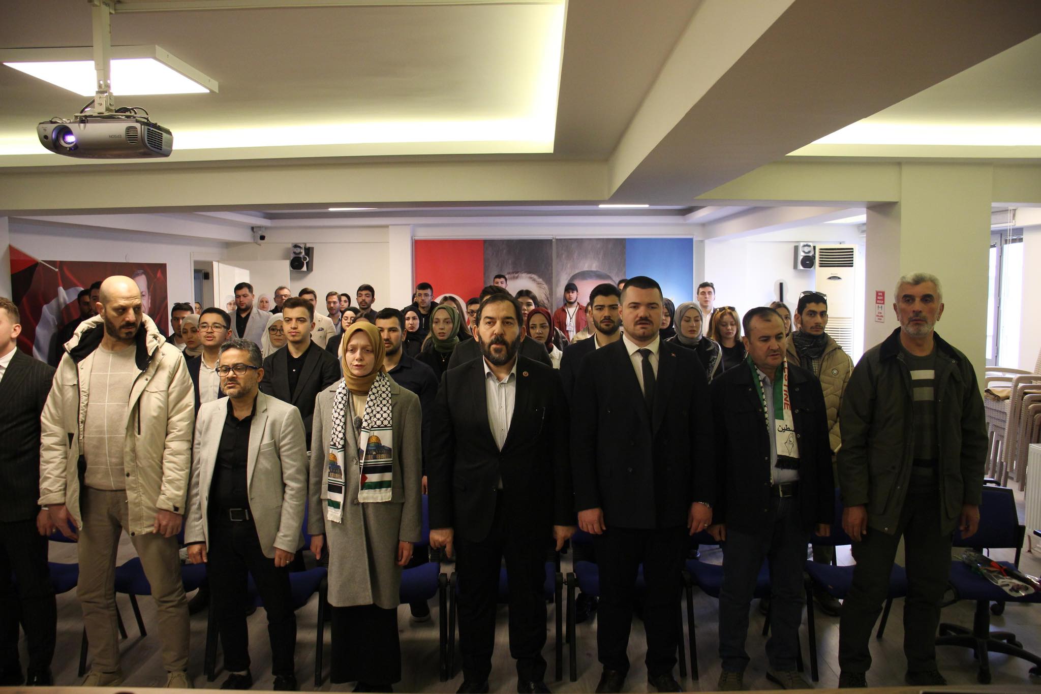 AK PARTİ FİLİSTİNLİ ÖĞRENCİLERLE BULUŞTU