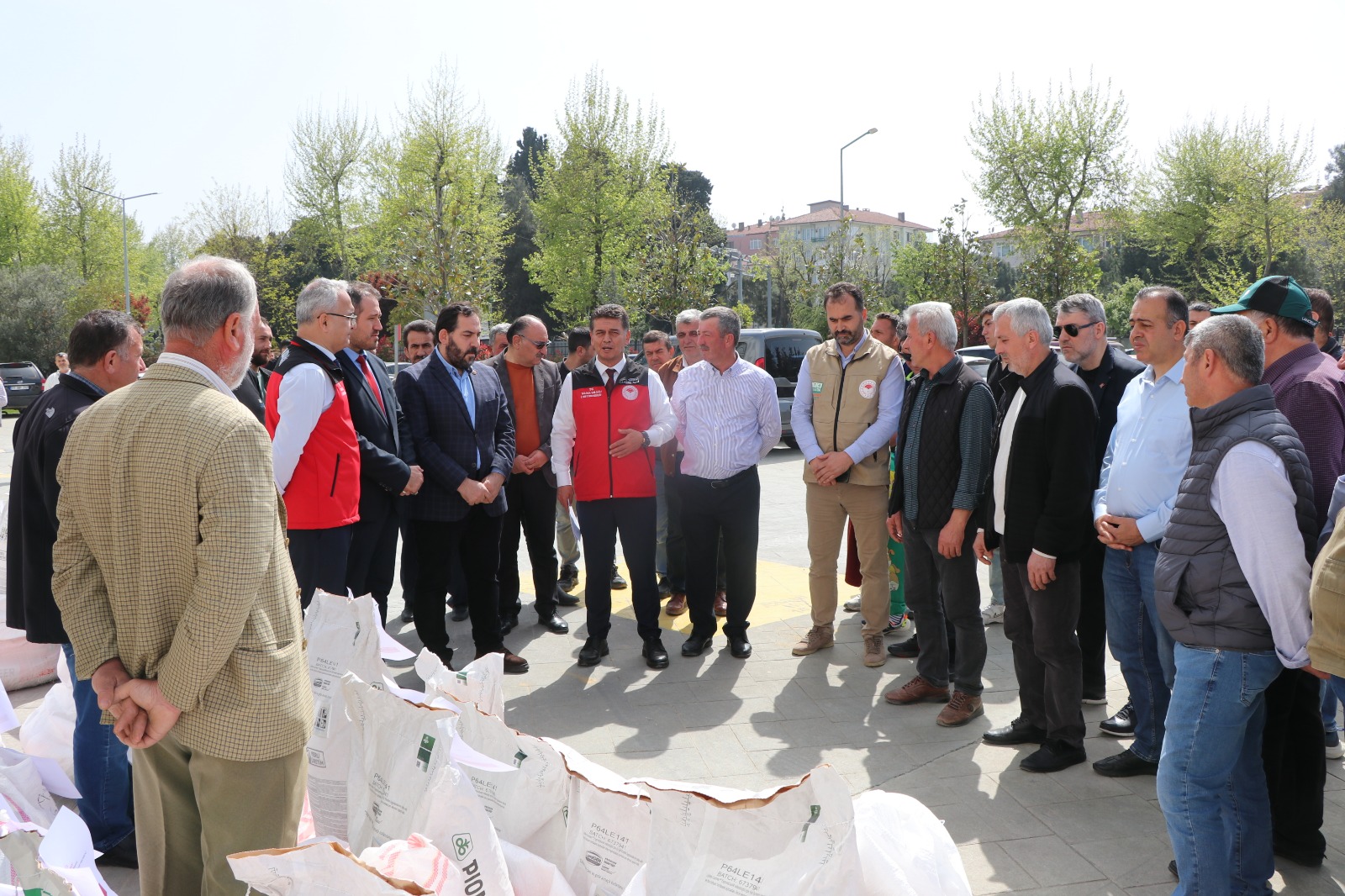 YALOVA TARLALARINI AYÇİÇEĞİ SÜSLEYECEK