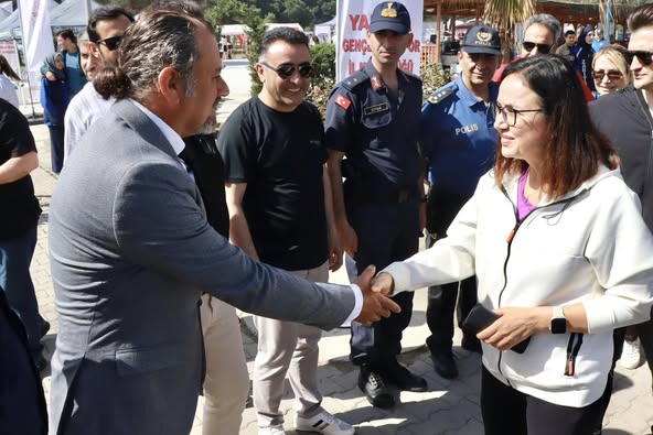 ALTINOVA’DA AİLE FESTİVALİ YAPILDI