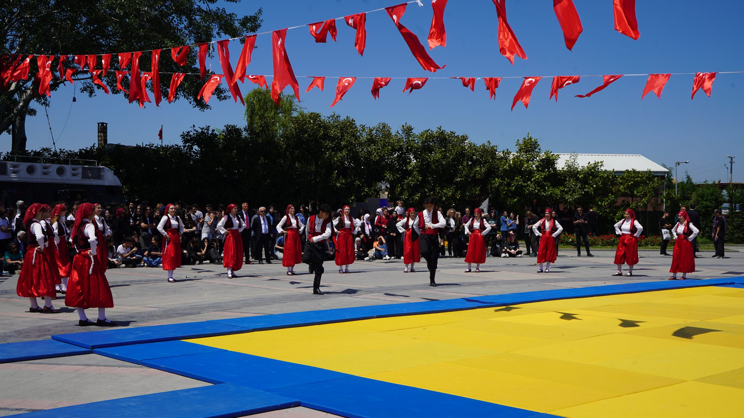 Yalova’da 19 mayıs coşkuyla kutlandı