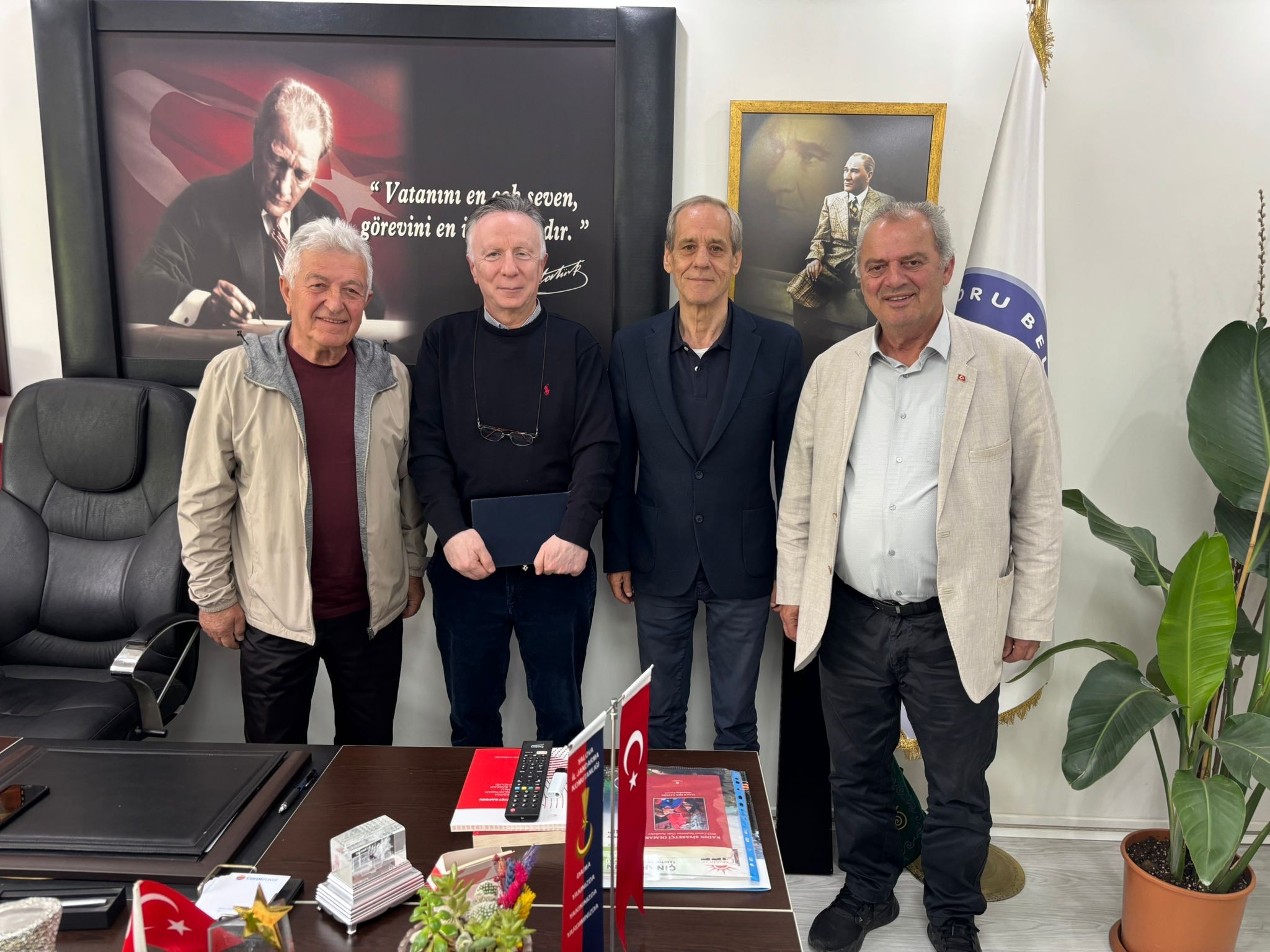 Eski dostlar koru’da buluştu