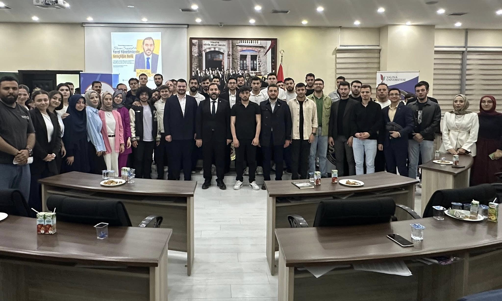 Gençlerden yerel yönetim söyleşisi