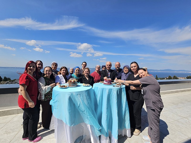 KARAMÜRSEL DEVLET HASTANESİNDE HEMŞİRELER GÜNÜ KUTLANDI