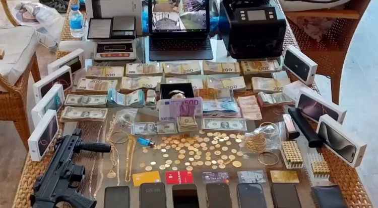 SOKAK HAYVANLARINA YARDIM ADI ALTINDA DOLANDIRDILAR..