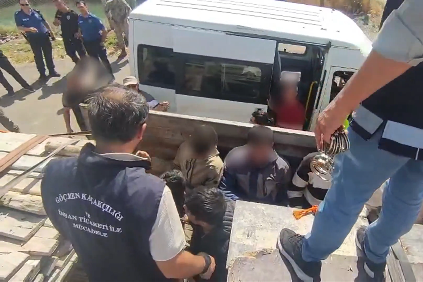 YALOVA DAHİL 51 İLDE GÖÇMEN KAÇAKÇILIĞI OPERASYONU!