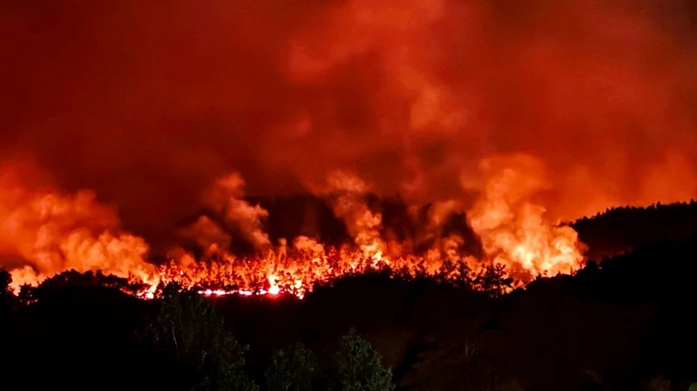 KOMŞUDA YANGIN BÜYÜYOR!
