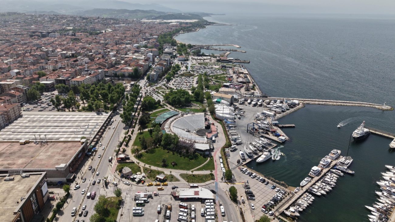 BARIŞ MANÇO AMFİ TİYATRO’YA MODERN DOKUNUŞ 3 thumbnail baris manco amfi yenileniyor 6