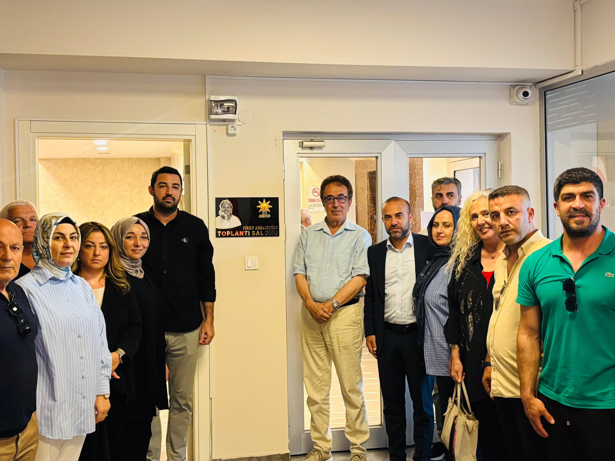 Ak parti’den, figen abbasioğlu’na vefa