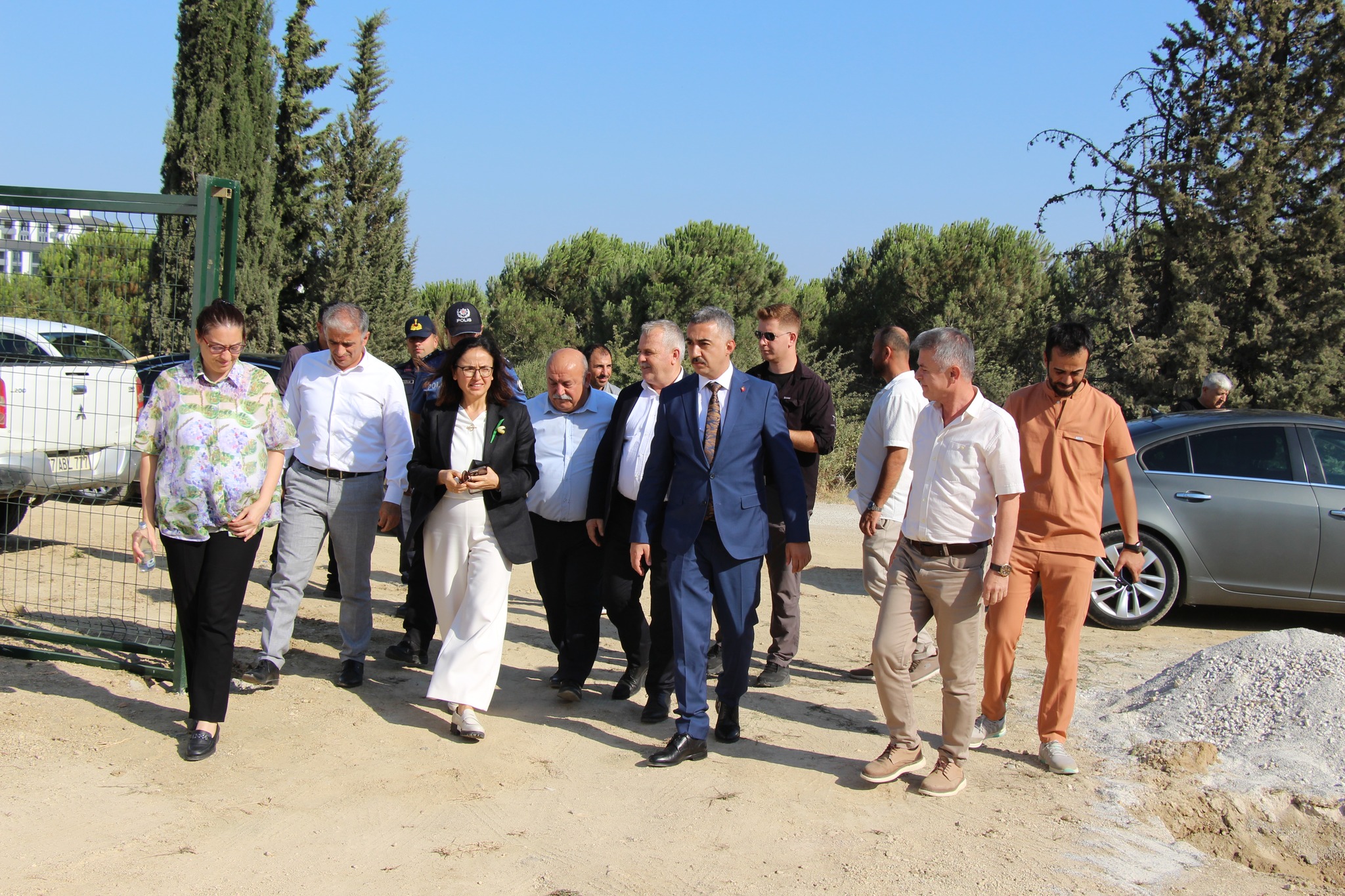 VALİ KAYA ARMUTLU’DA İNCELEMELER YAPTI