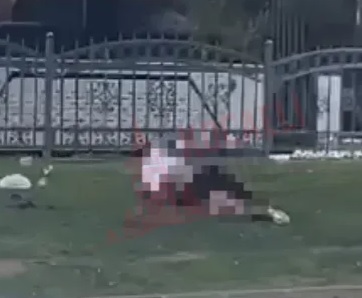 KENTİN ORTA YERİNDE CİNSEL İLİŞKİYE GİRMİŞLERDİ.. GÖZALTINA ALINDILAR!