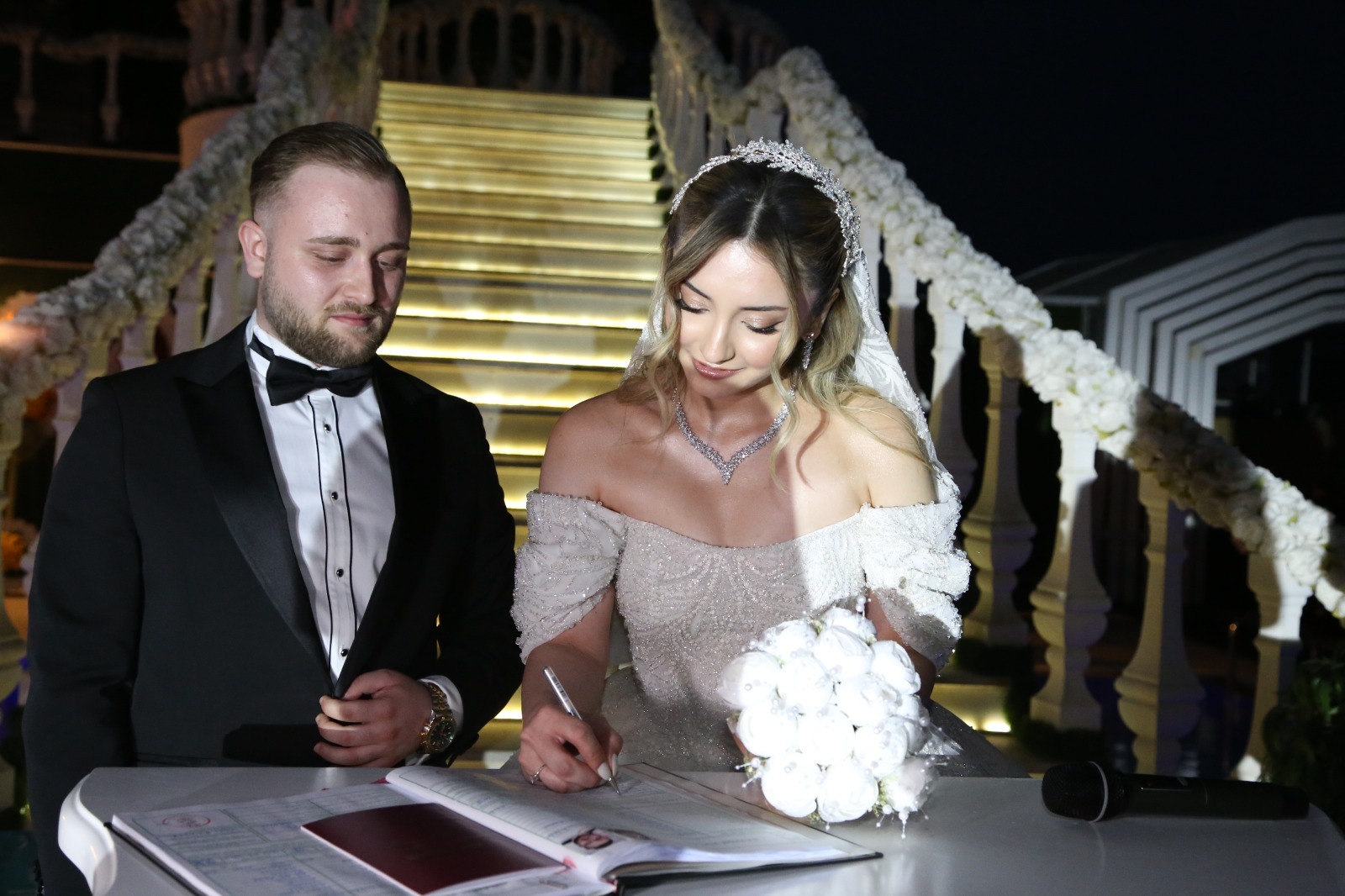 DENİZ İLE ÜMİT’E PERİ MASALI GİBİ DÜĞÜN