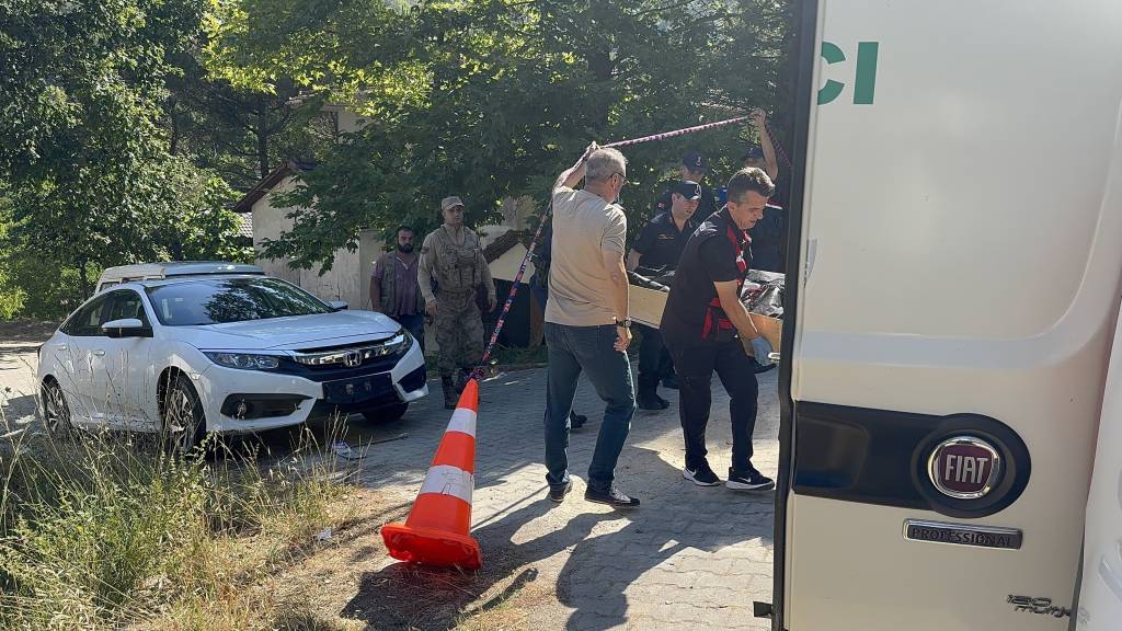 YALOVA’DA 60 YAŞINDAKİ ADAM EVİNDE ÖLÜ BULUNDU