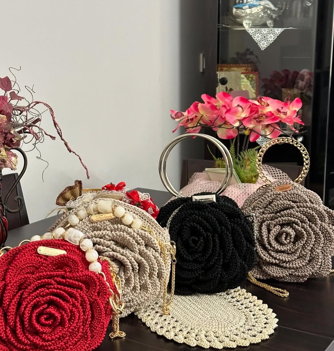 ÇALAPKULU, ‘’İPLERİN RENGİNE’’ HAYAT VERİYOR