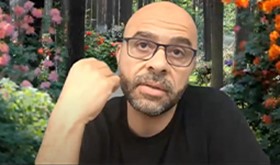 YAPAY ZEKA DİSTOPYASI 2027'DEN İTİBAREN KAPIDA: ESKİ GOOGLE YÖNETİCİSİ MO GADWAT UYARDI