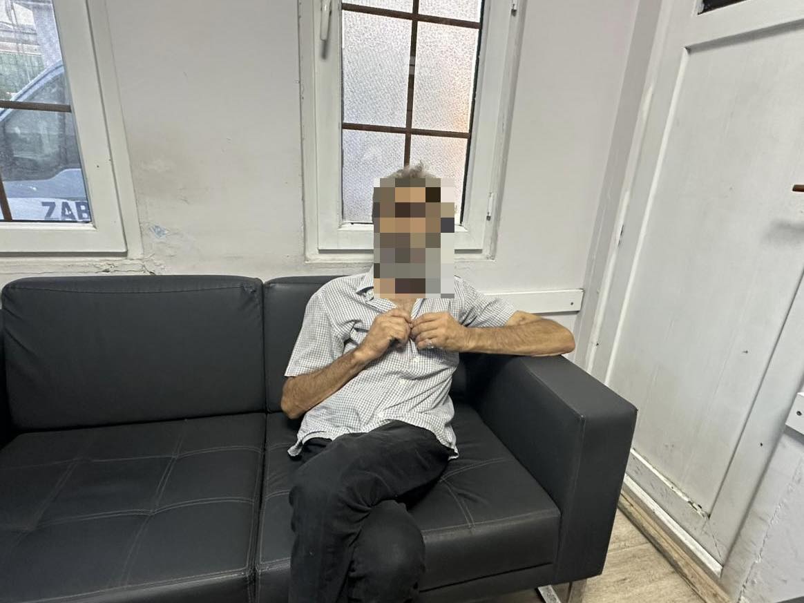 YALOVA’DA DİLENCİLİK YAPAN KİŞİNİN ÜZERİNDEN YÜKLÜ MİKTARDA PARA ÇIKTI!