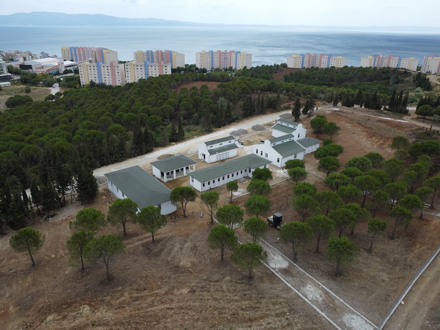 ARMUTLU HAYVAN BARINAĞI TAMAMLANDI