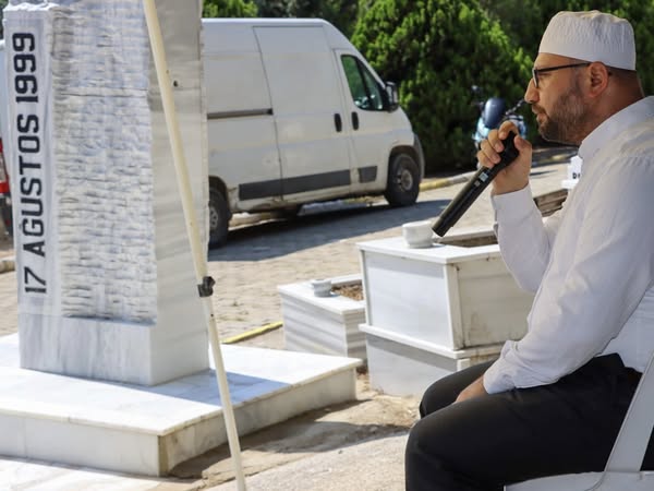 DEPREMDE KAYBETTİKLERİMİZİ ANACAĞIZ!