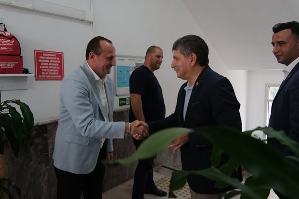 CHP MİLLETVEKİLLERİ ÇİFTLİKKÖY'DE