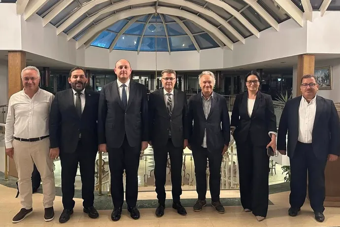 BÜYÜKGÜMÜŞ, TBMM'DE SOYGÜZEL VE AKADEMİSYENLERİ AĞIRLADI