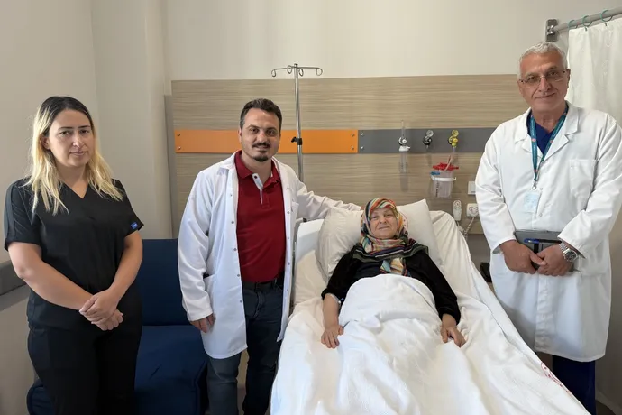 HASTANEDE BİR İLK DAHA! BEYİN ANEVRİZMASI KAPALI YÖNTEMLE TEDAVİ EDİLDİ