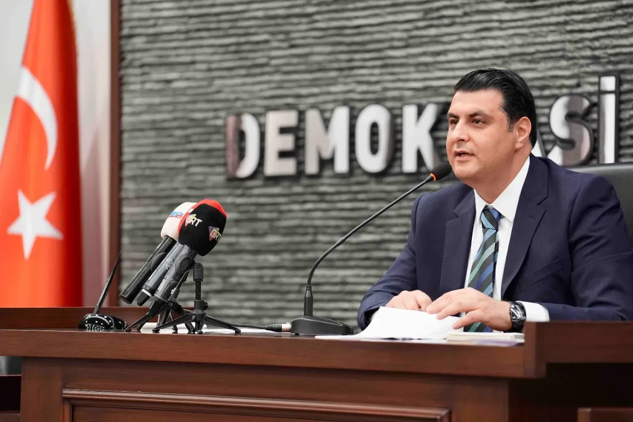 CHP’DEN, AK PARTİ’YE GEÇEN BAŞKANIN GİZLİ HESABI ORTAYA ÇIKTI!