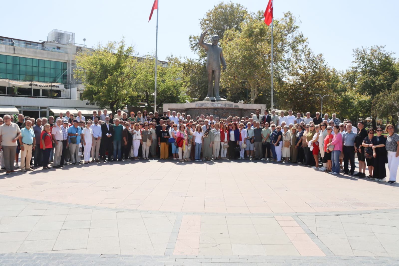 CHP KURULUŞUNUN 102. YILINI KUTLADI