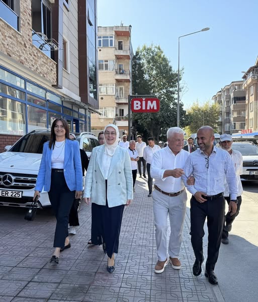 AK PARTİ'DEN YALOVA'DA ESNAF ZİYARETLERİ