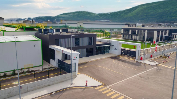 AKSA CARBON YENİ LOGOSUYLA GÜÇLÜ BİR DÖNEME BAŞLIYOR