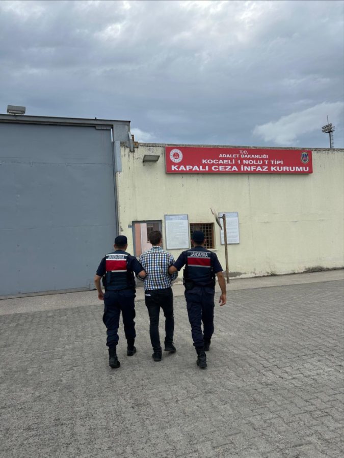 FETÖ FİRARİSİ YALOVA’DA YAKALANARAK TUTUKLANDI