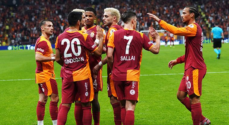 GALATASARAY, ŞAMPİYONLAR LİGİ’NDE LİVERPOOL’U 1-0 MAĞLUP ETTİ!