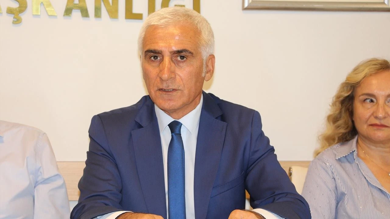 İL BAŞKAN ADAYI SİNAN GİRAY'DAN ÇARPICI AÇIKLAMALAR 3 İL BAŞKAN ADAYI SİNAN GİRAY'DAN ÇARPICI AÇIKLAMALAR