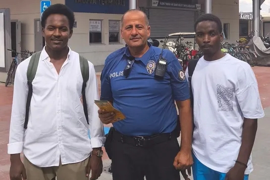 YALOVA EMNİYETİ TURİZM POLİSİ GÖREV BAŞINDA