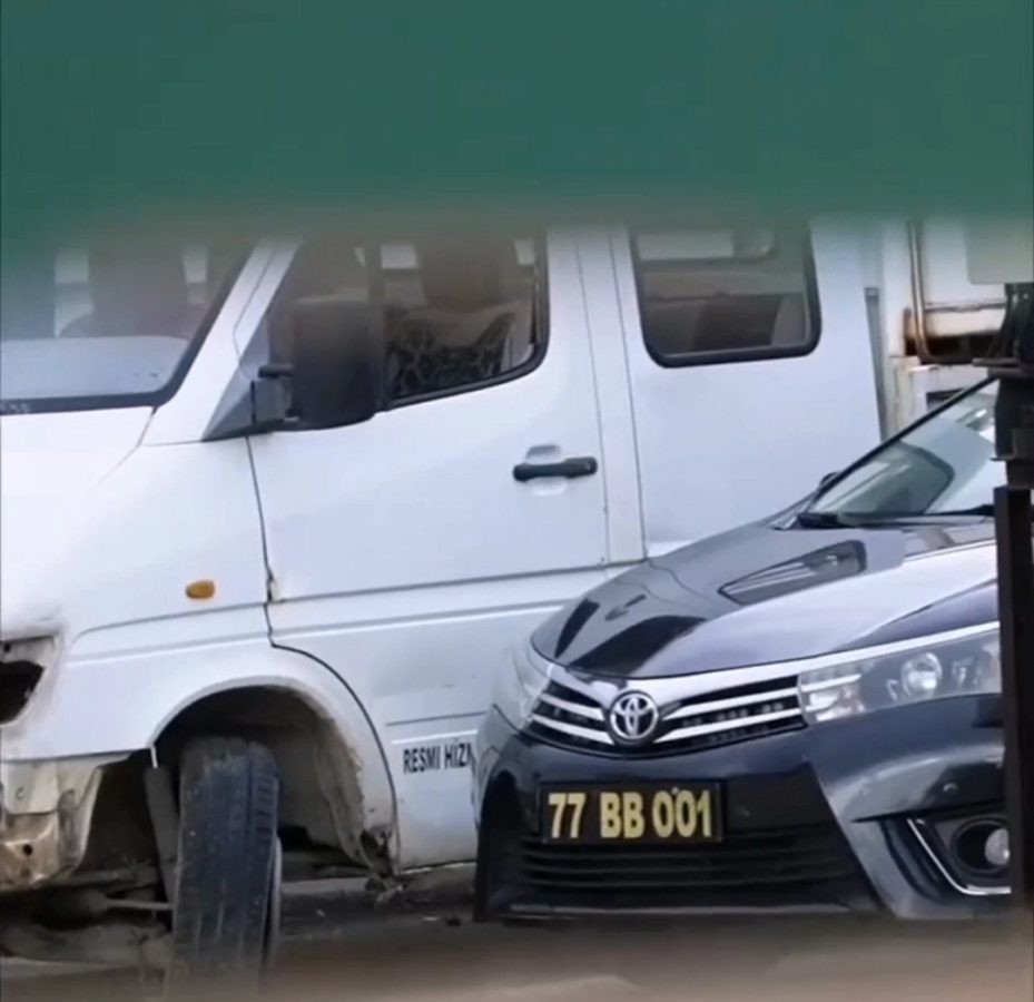 ÇINARCIK BELEDİYESİ'NDE KRİZ BİTMİYOR!